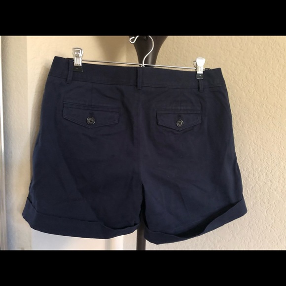 💥 NWT 💥 Navy Banana Republic Shorts - Picture 2 of 2